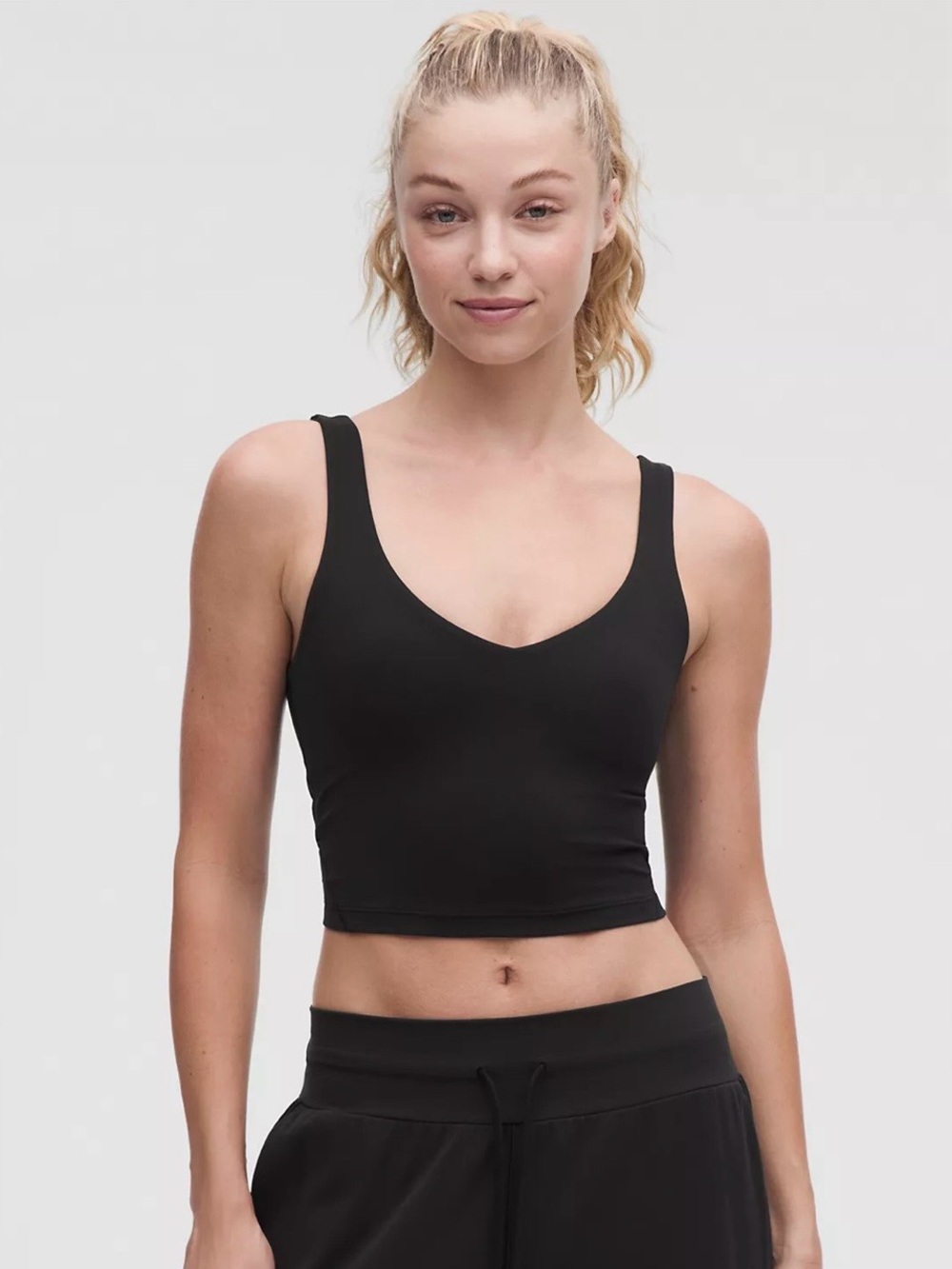 Lululemon align tank top color : black , size: 6